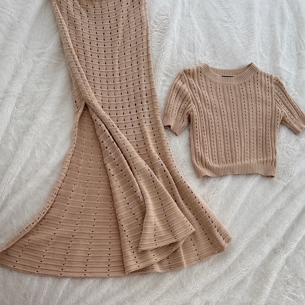 Vici Beige Knit Ensemble - Picture 2 of 3